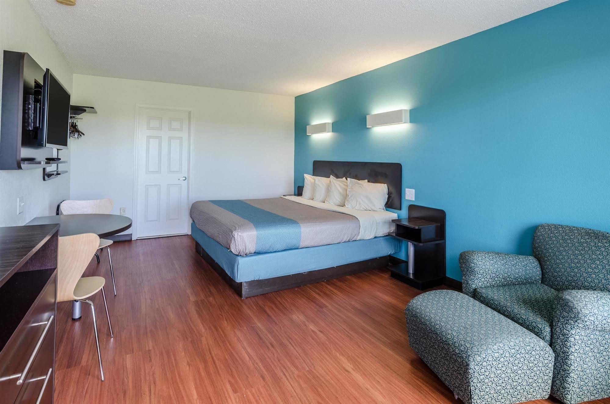 Motel 6-Lexington, Va Exteriör bild