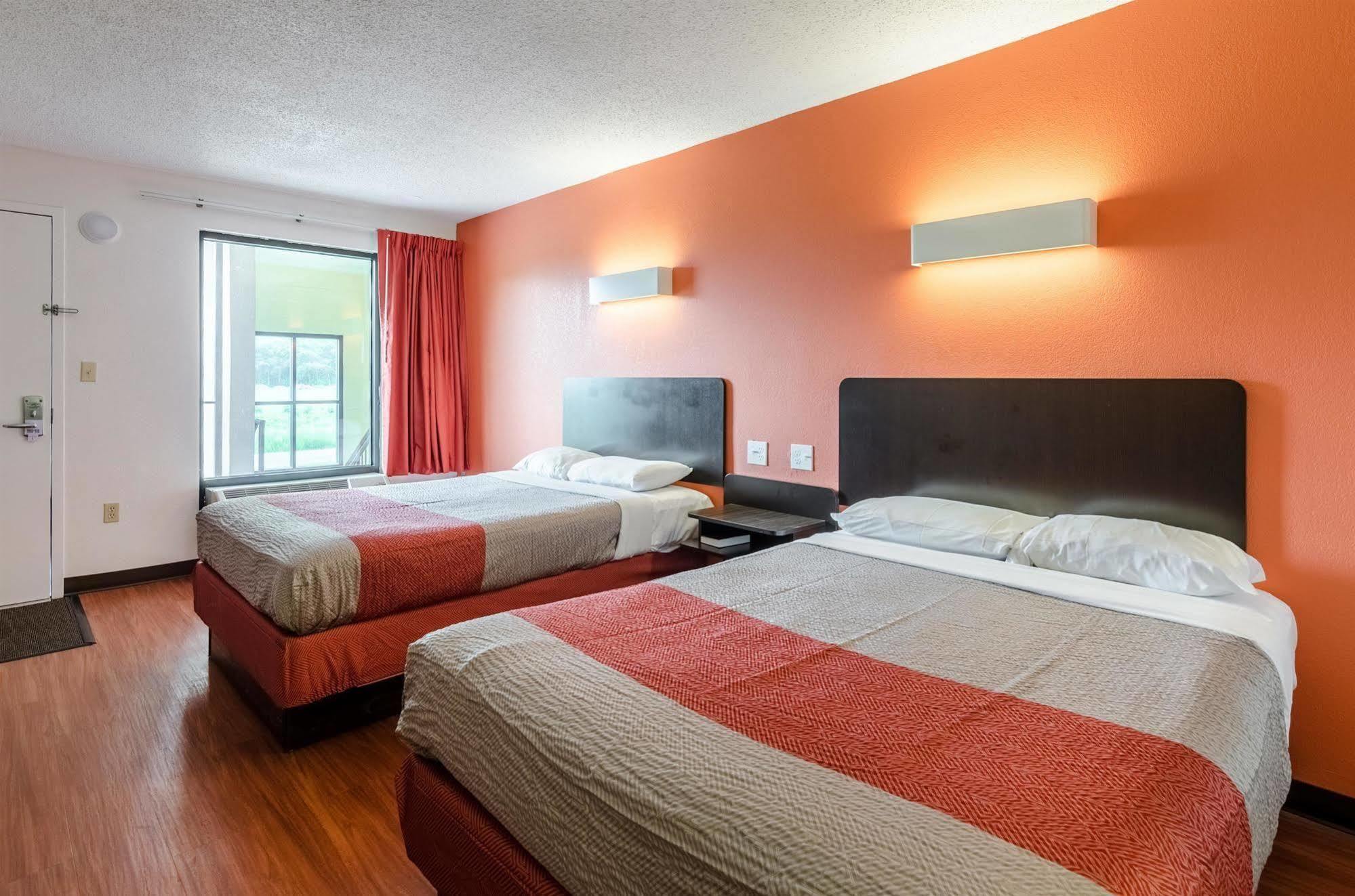 Motel 6-Lexington, Va Exteriör bild