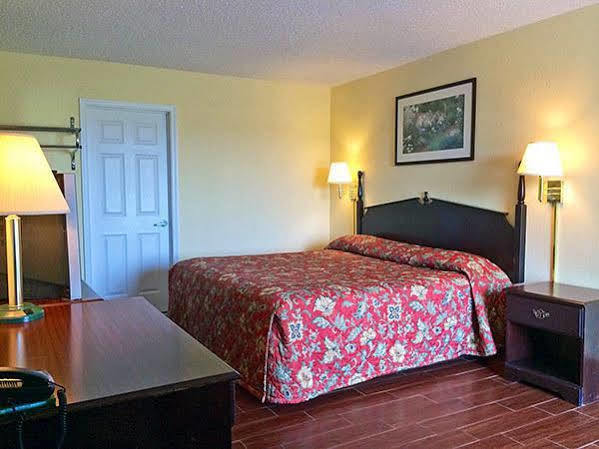 Motel 6-Lexington, Va Exteriör bild
